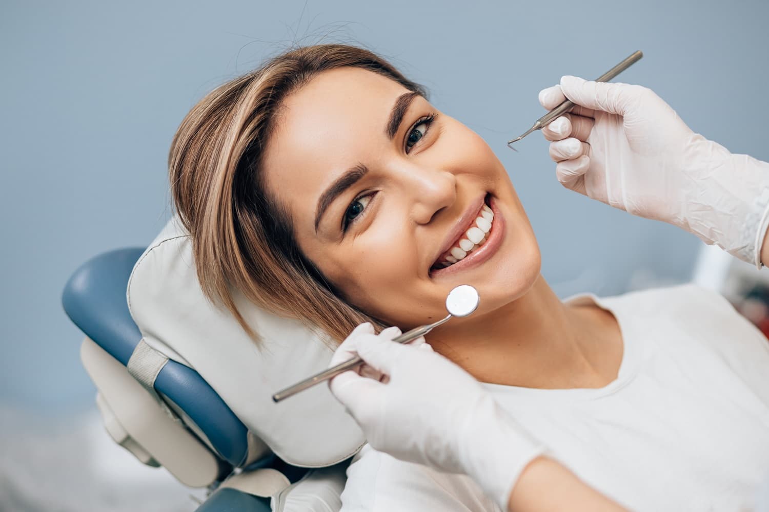 Signs Your Dental Implant Is Not Healing Properly (And What to Do)