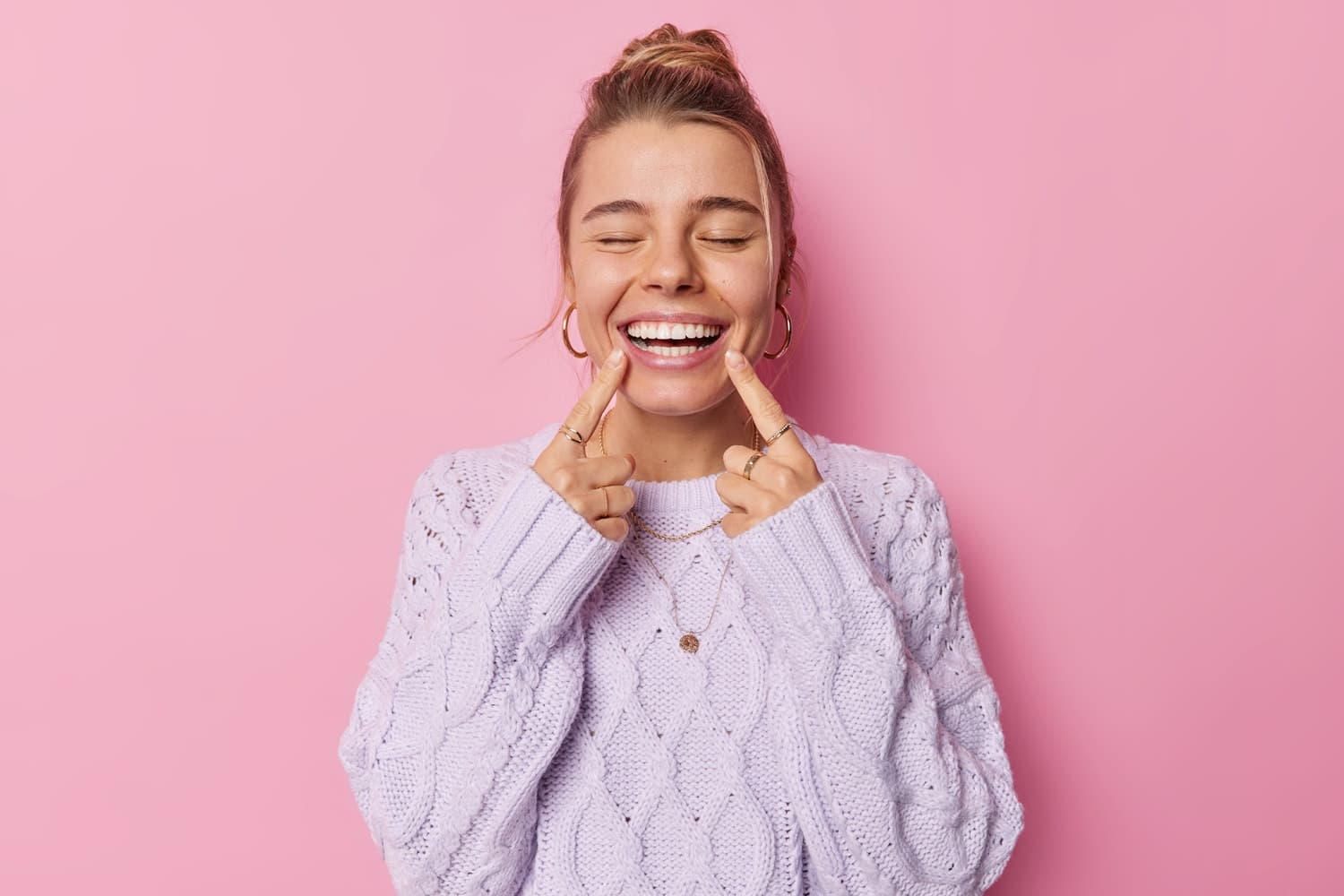 What Does a Private Dentist in South Kensington Offer That NHS Dentistry Doesn't?