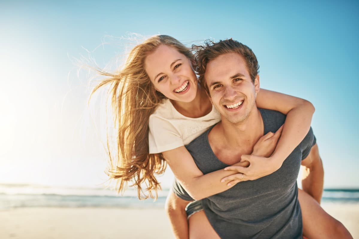 Can Composite Bonding Be Combined With Teeth Whitening?