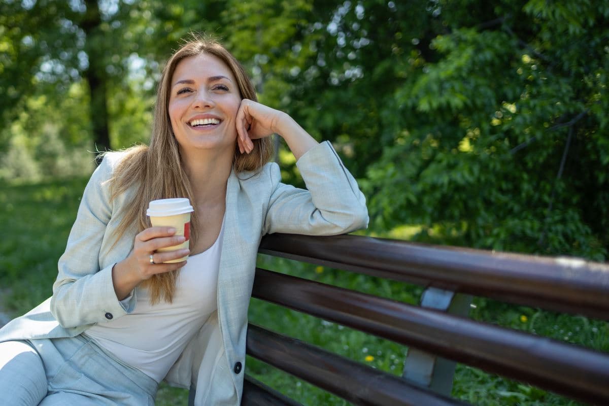 Can Tooth Contouring Be Combined With Professional Whitening for a Subtle Lift?